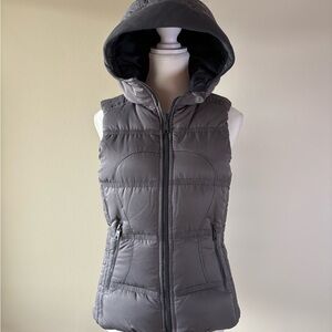 Vintage Sz6 Lululemon Reversible Hooded Puffer Vest Gray